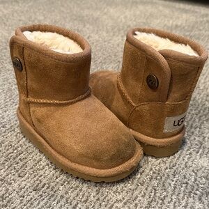 Toddler UGG Chestnut Jona Boots Size 6